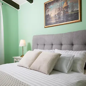 https://holiday-house-in-flowers.in-istria.net